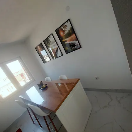 Apartman Lenka